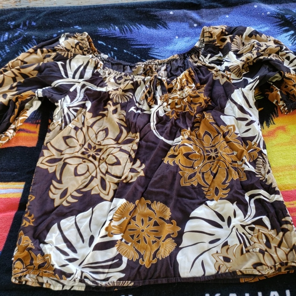 Aloha print blouse